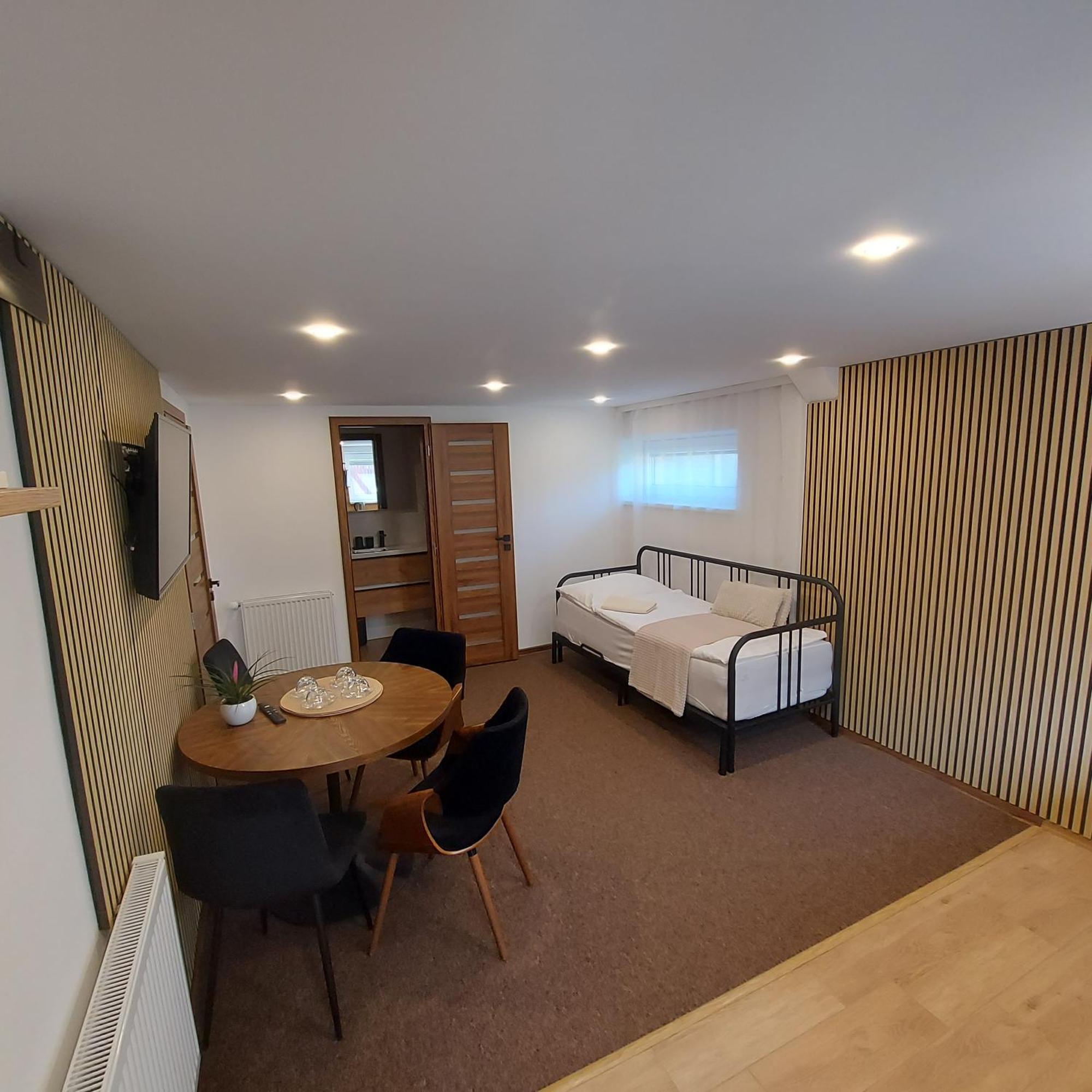 Apartmany Lenka Besenova 104 Экстерьер фото